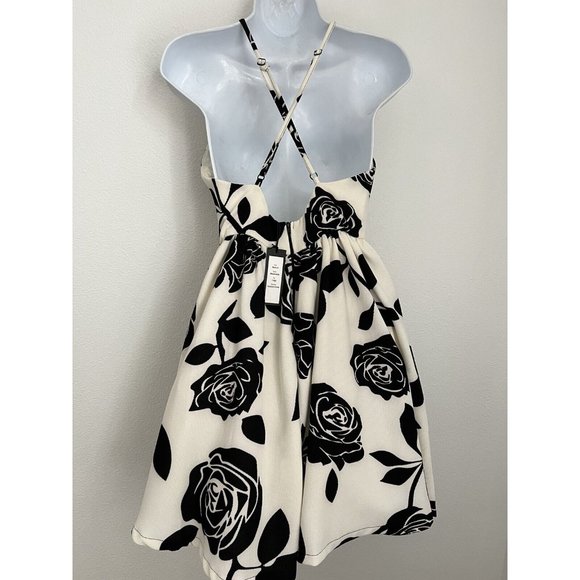 NWT Romeo & Juliet Couture Black Ivory Damask Halter Dress Cross Back St… - Picture 4 of 7
